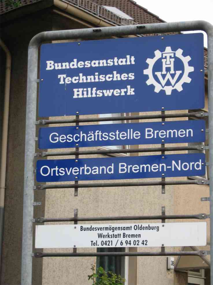 Schild an der togostrae